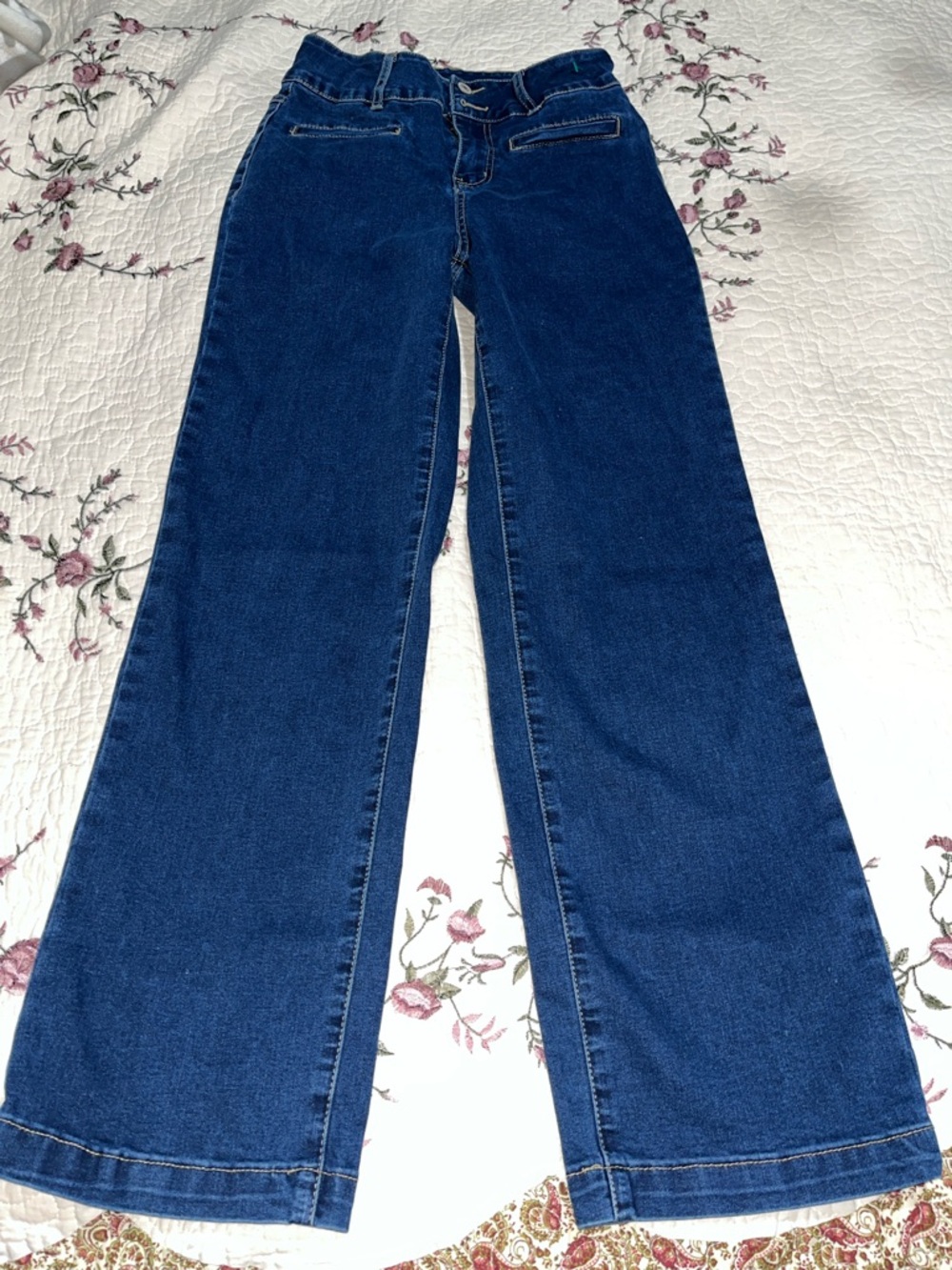 Sidefeel Dark wash Denim high-rise double button closure welt style pockets